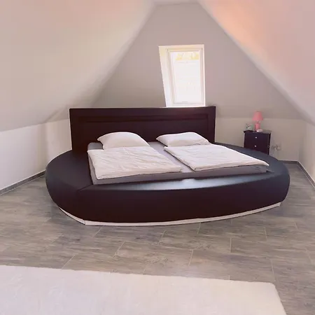 By Pearl - 2 Schlafzimmer - S-bahn - Parkplatz - Immanuel Krankenhaus - Helios Klinikum Kolonie Rontgental