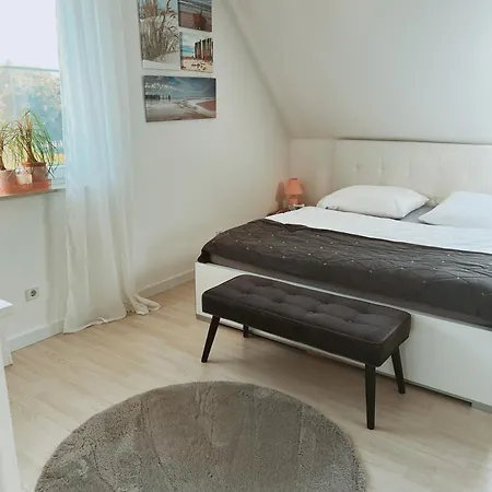 By Pearl - 2 Schlafzimmer - S-bahn - Parkplatz - Immanuel Krankenhaus - Helios Klinikum