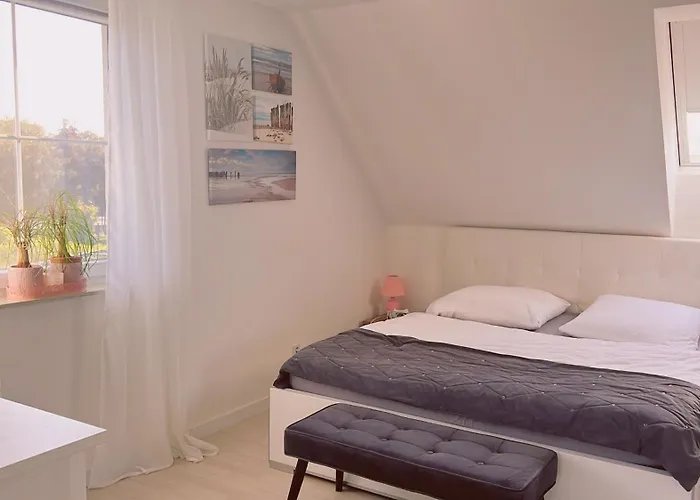 By Pearl - 2 Schlafzimmer - S-bahn - Parkplatz - Immanuel Krankenhaus - Helios Klinikum Kolonie Rontgental