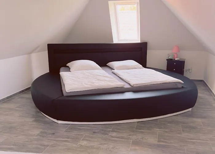 By Pearl - 2 Schlafzimmer - S-bahn - Parkplatz - Immanuel Krankenhaus - Helios Klinikum Kolonie Rontgental