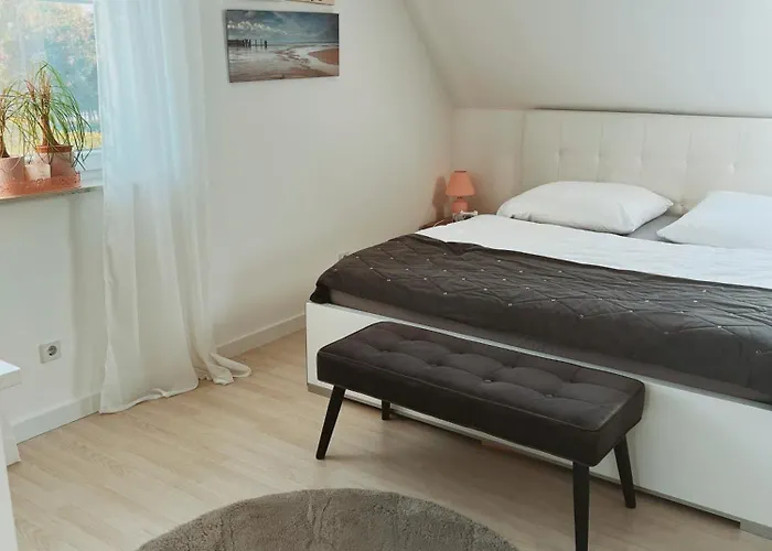 By Pearl - 2 Schlafzimmer - S-bahn - Parkplatz - Immanuel Krankenhaus - Helios Klinikum
